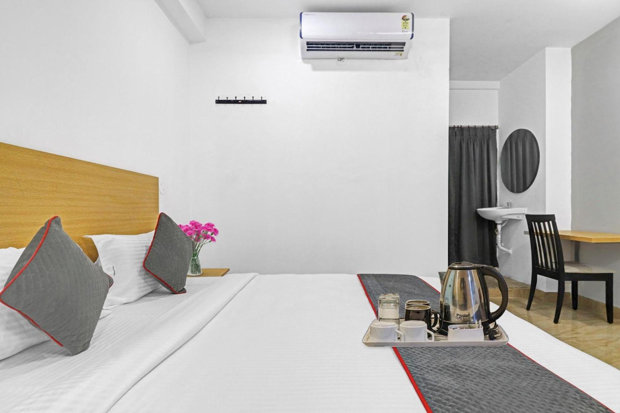 Townhouse De Alphabet Hotel Gachibowli Eksteriør bilde