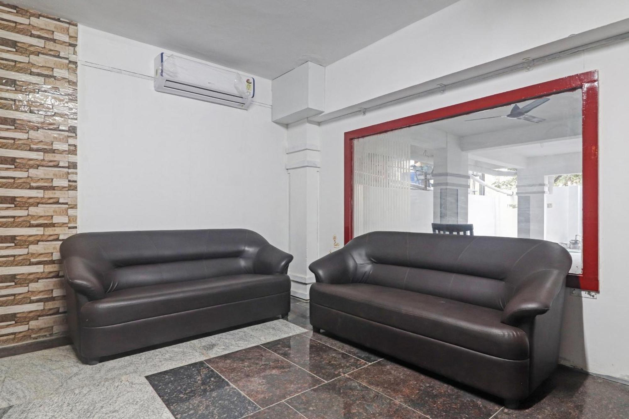 Townhouse De Alphabet Hotel Gachibowli Eksteriør bilde
