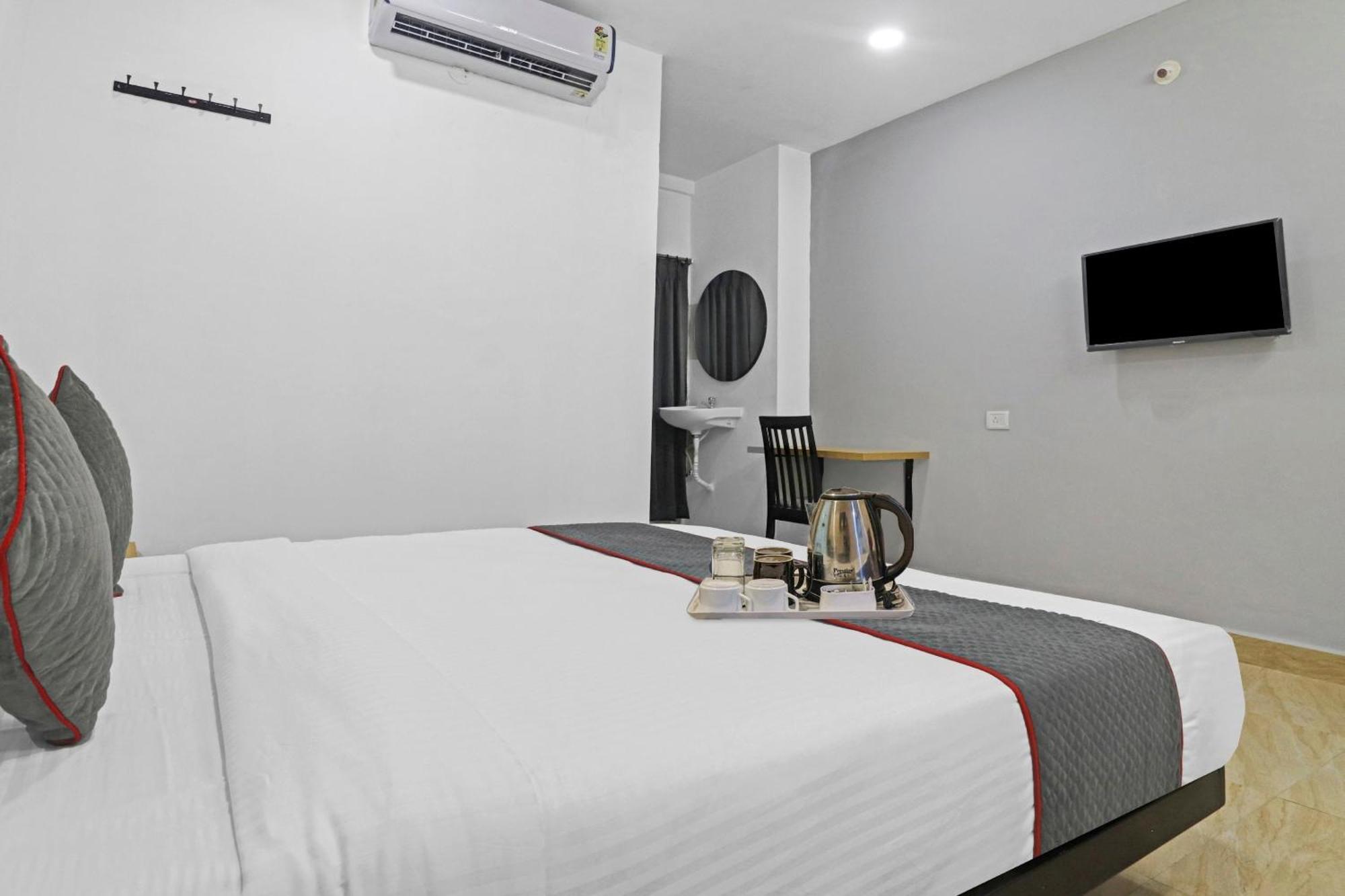 Townhouse De Alphabet Hotel Gachibowli Eksteriør bilde