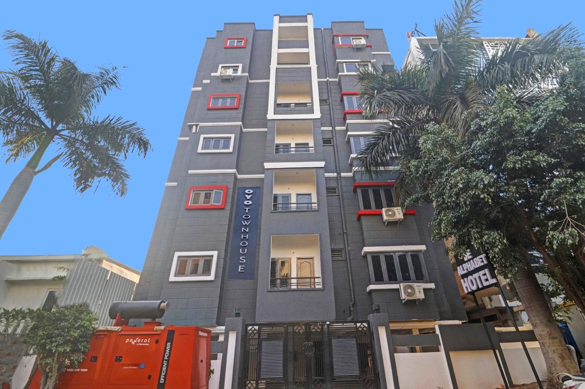 Townhouse De Alphabet Hotel Gachibowli Eksteriør bilde